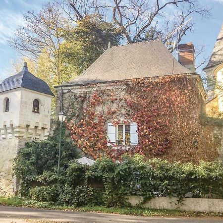 Cozy Home In Gennes With Kitchen Экстерьер фото